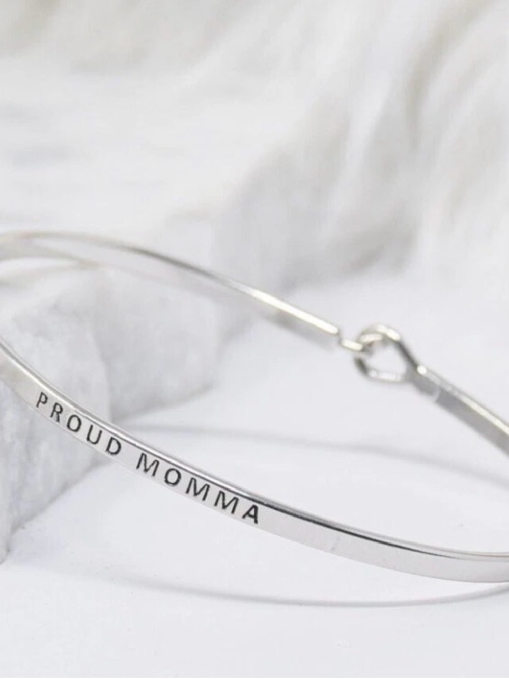 Proud Momma military mom bracelet Silver tone.  Sentiment Bangle Bracelet